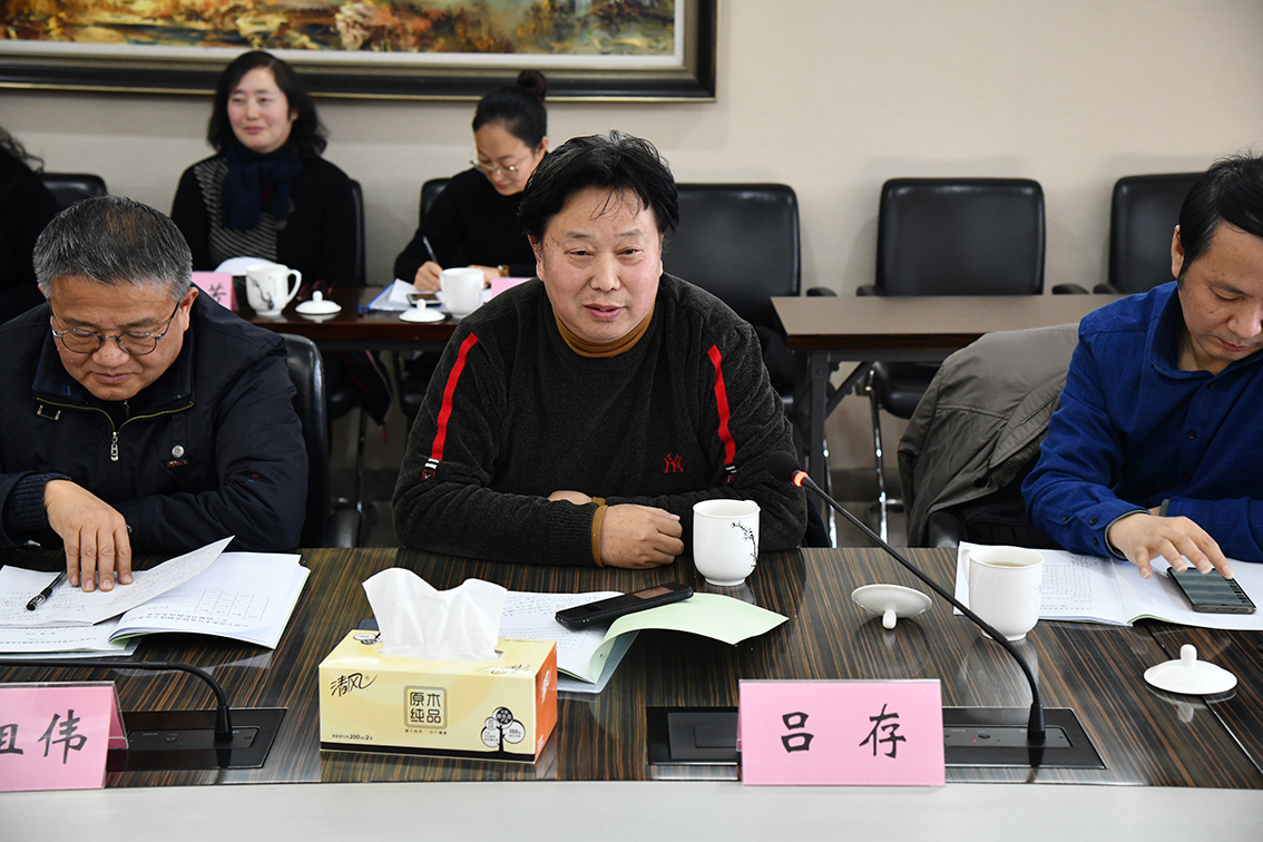 扬州市礼好一然绣研究院朱军成出任江苏省刺绣专业委员会顾问.jpg